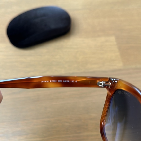 Tom Ford Amarra Sunglasses in Light Tortoise - Picture 13 of 14